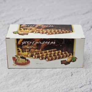 ویفر لوله‌ای با مغز کرم کاکائو رونیز